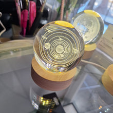 Cargar imagen en el visor de la galería, LAMPARA DE ESFERA DE VIDRIO

