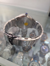 Cargar imagen en el visor de la galería, RELOJ CURREN CRUISE PLATEADO
