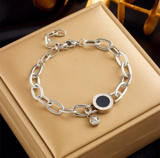 Pulsera Numero y Piedra Negra Plateada