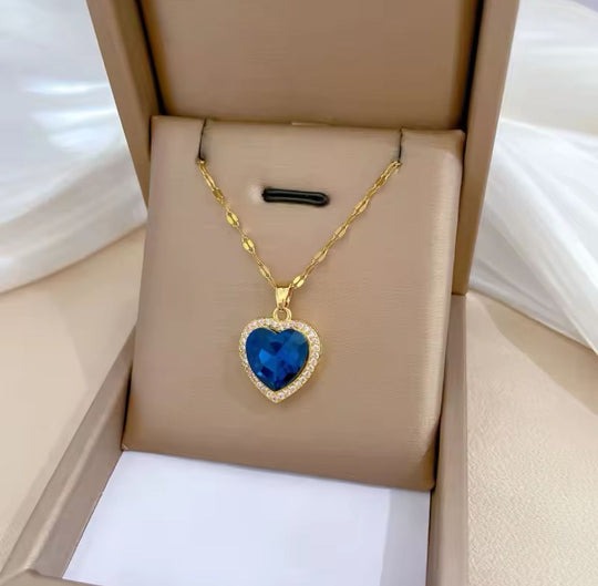 COLLAR CORAZON ASTRO