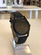 Cargar imagen en el visor de la galería, RELOJ RULET SLIM NEGRO
