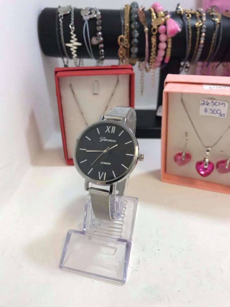 RELOJ METALICO MUJER 13