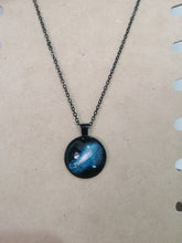 Cargar imagen en el visor de la galería, Collar via lactea
