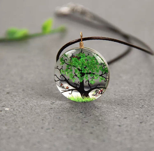 COLLAR VINTAGE ARBOL VERDE