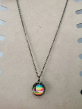 Cargar imagen en el visor de la galería, Collar Saturno Colores
