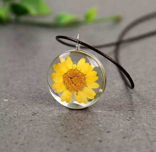 COLLAR ARTESANAL GERBERA AMARILLA