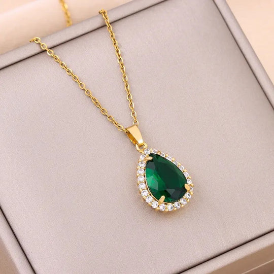 COLLAR ESMERALDA GOTA